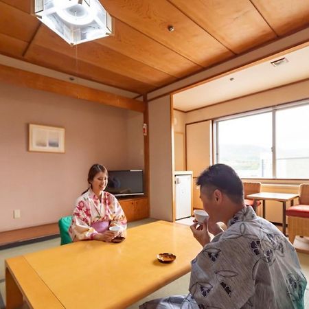 Kusatsu-Onsen Hotel Resort Кусацу Экстерьер фото