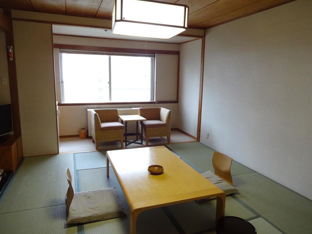 Kusatsu-Onsen Hotel Resort Кусацу Экстерьер фото