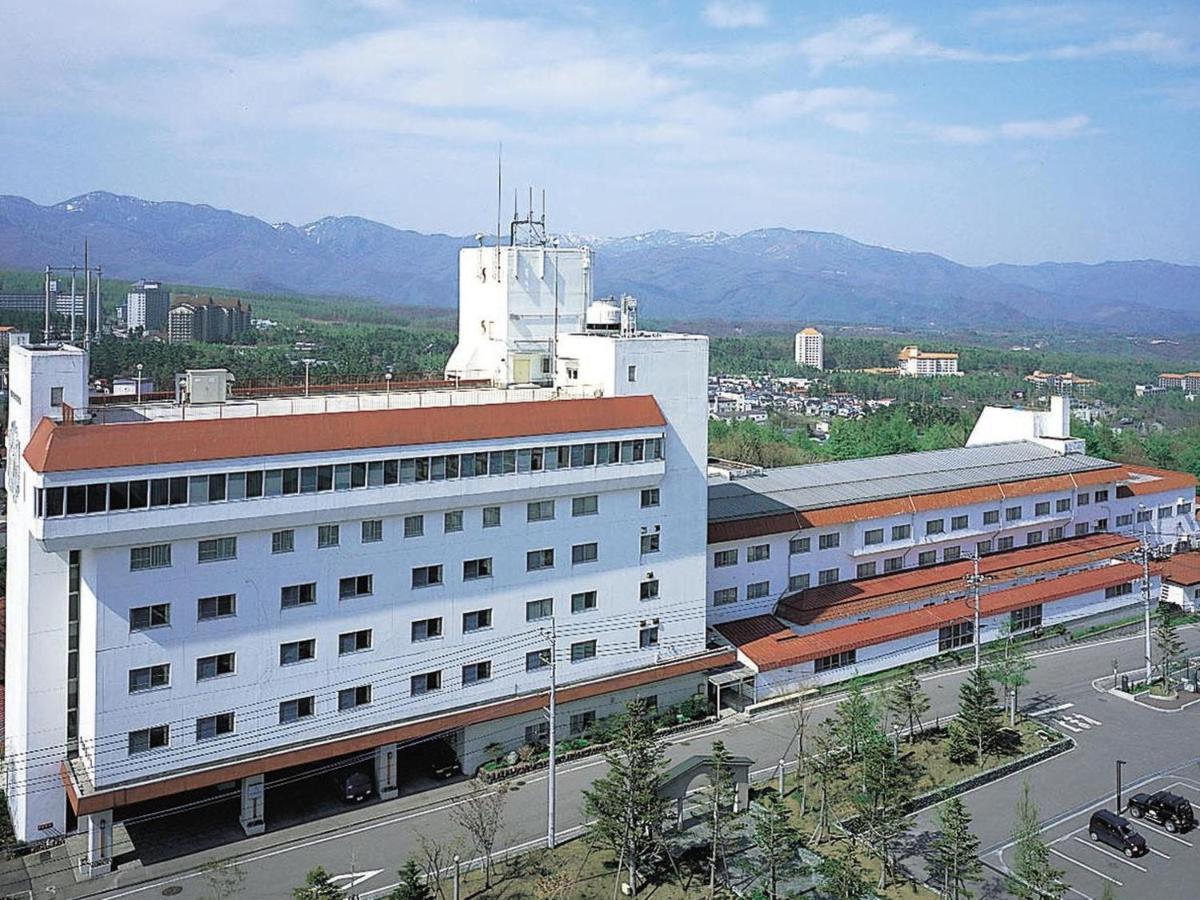 Kusatsu-Onsen Hotel Resort Кусацу Экстерьер фото