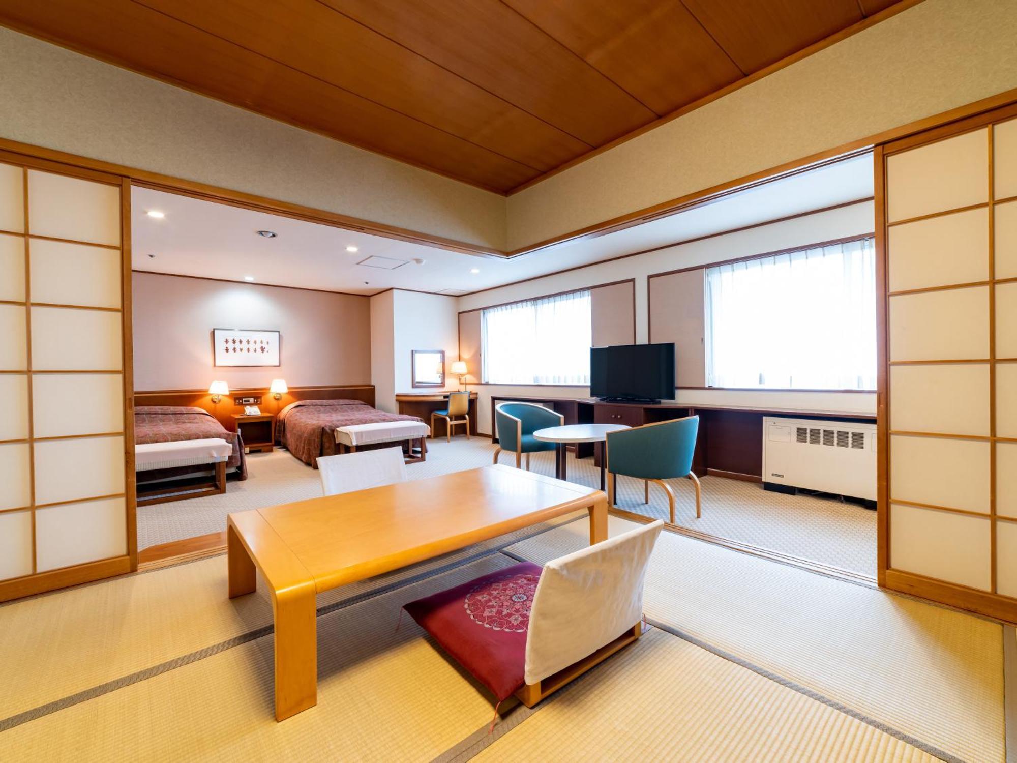Kusatsu-Onsen Hotel Resort Кусацу Экстерьер фото