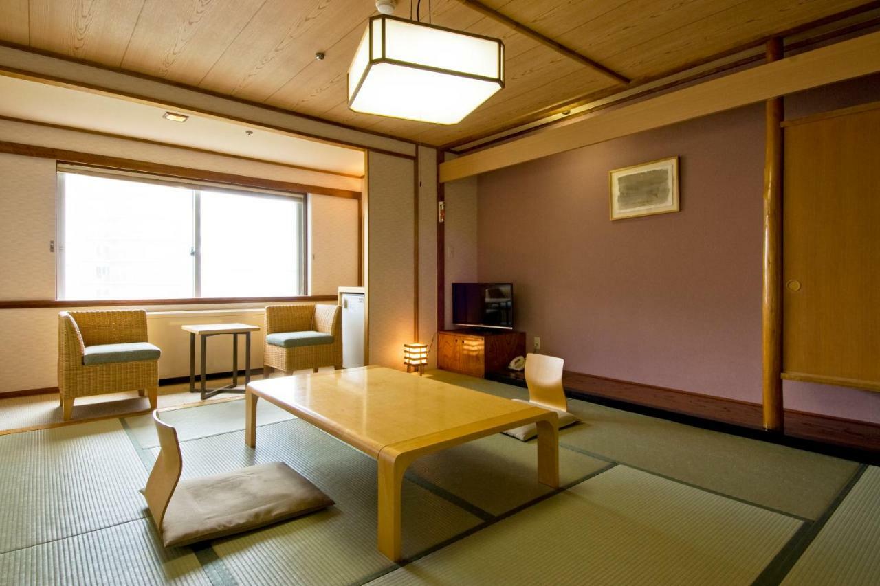 Kusatsu-Onsen Hotel Resort Кусацу Экстерьер фото