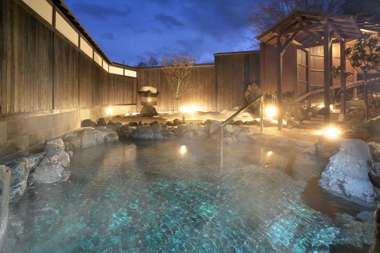 Kusatsu-Onsen Hotel Resort Кусацу Экстерьер фото