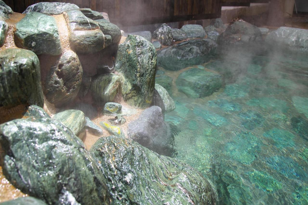 Kusatsu-Onsen Hotel Resort Кусацу Экстерьер фото